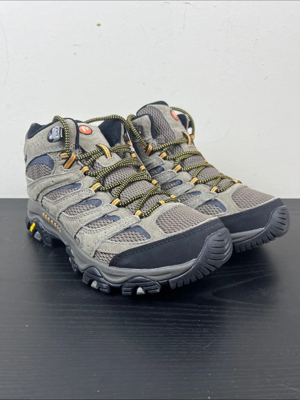 Merrell Moab 3 Mid GTX Men's 8.5 Brown Black Gore-Tex Hiking Boots NIB